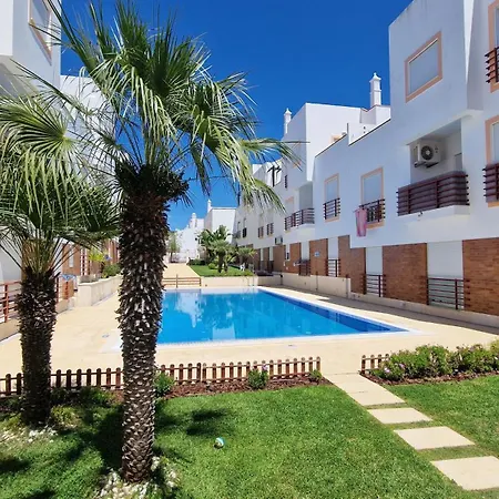 Penthouse V * Tavira