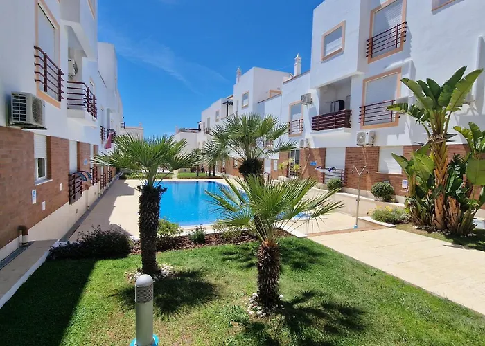 Penthouse V アパート *